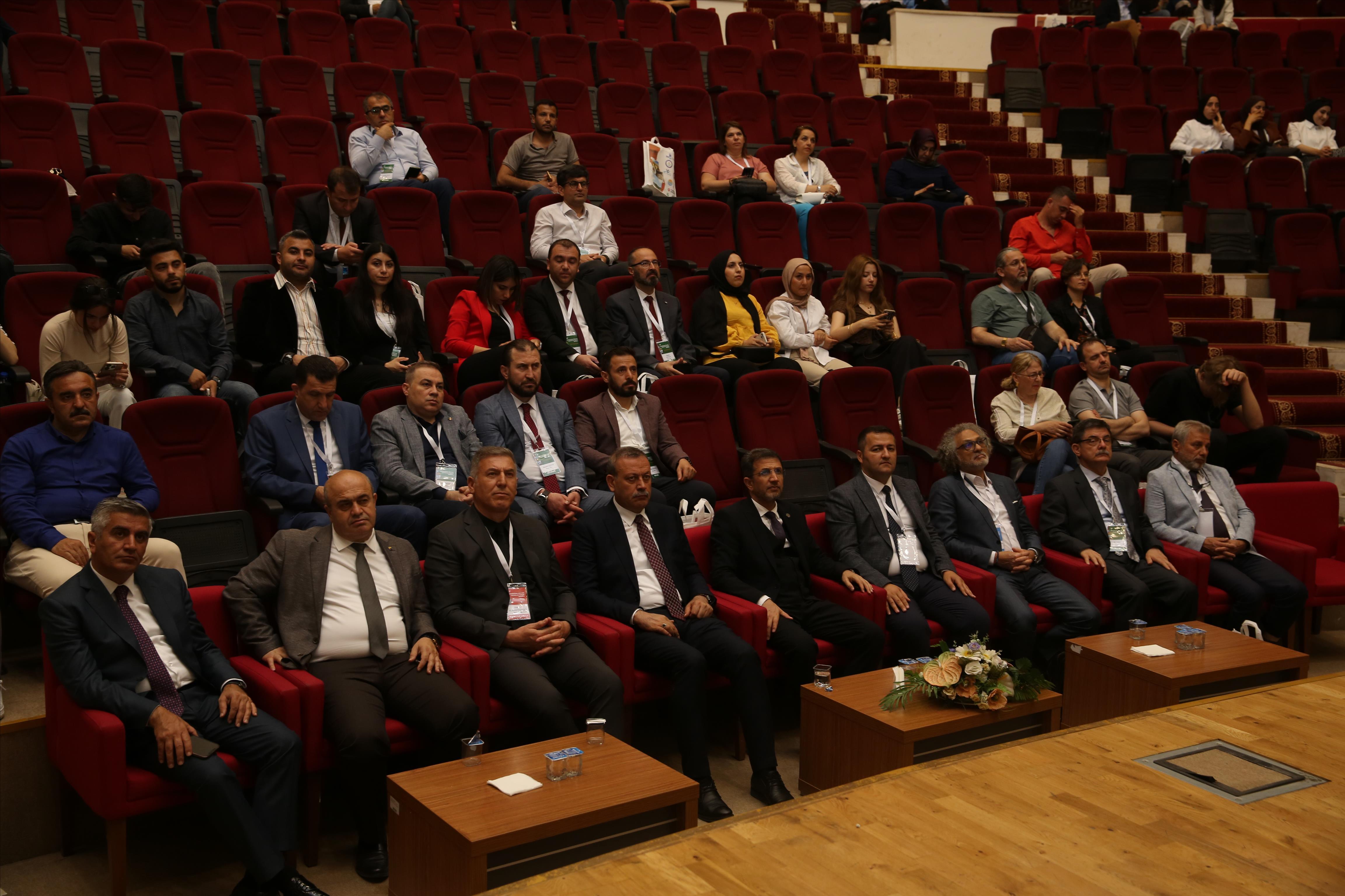 universitemiz-ev-sahipliginde-8-bati-asya-turizm-arastirmalari-kongresi-gerceklestirildi